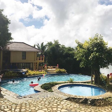 Porta Verde Resort Villas Caliraya Dolores  Eksteriør billede