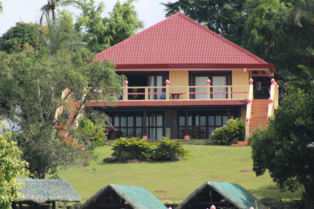 Porta Verde Resort Villas Caliraya Dolores  Eksteriør billede