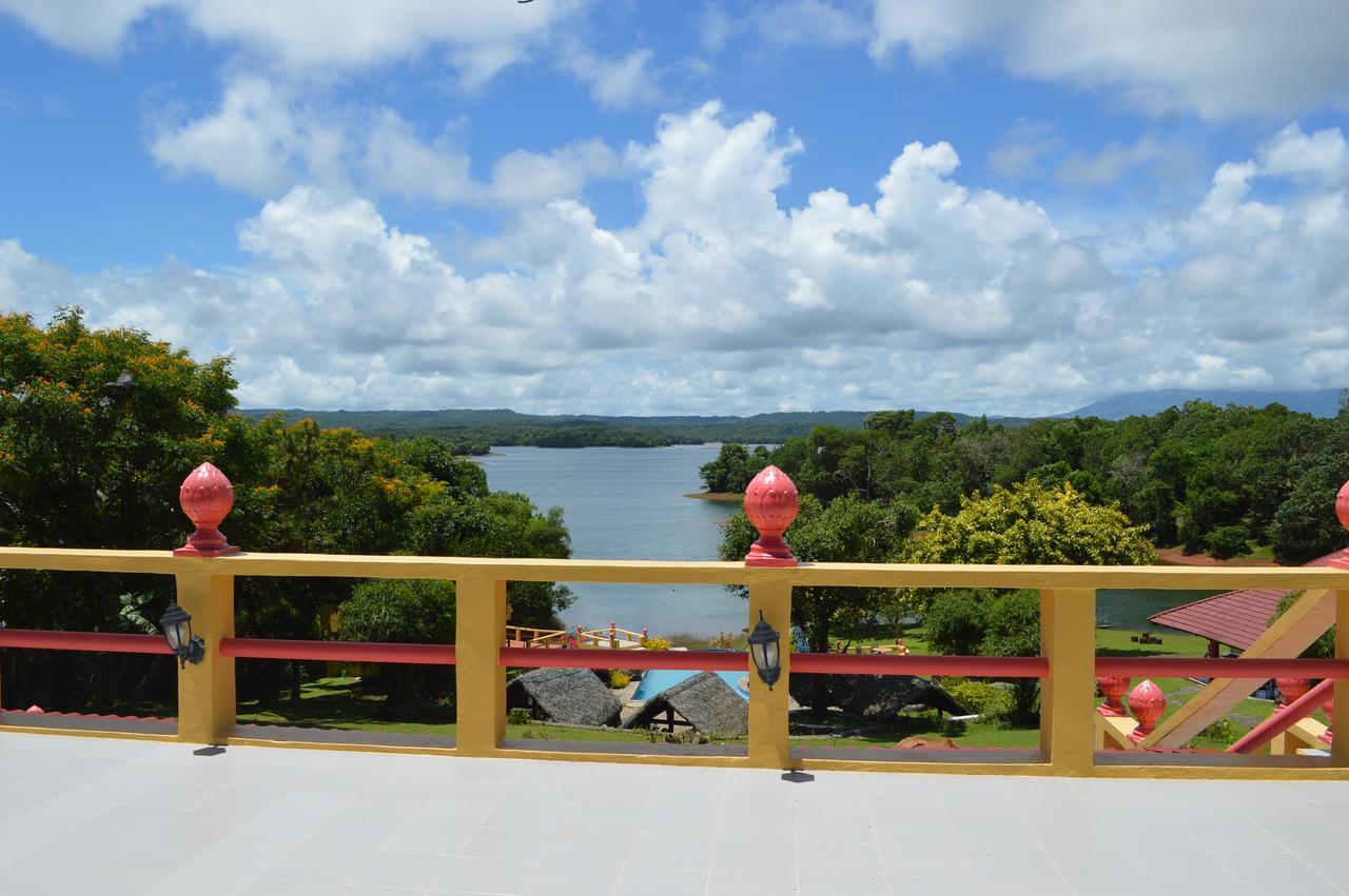 Porta Verde Resort Villas Caliraya Dolores  Eksteriør billede